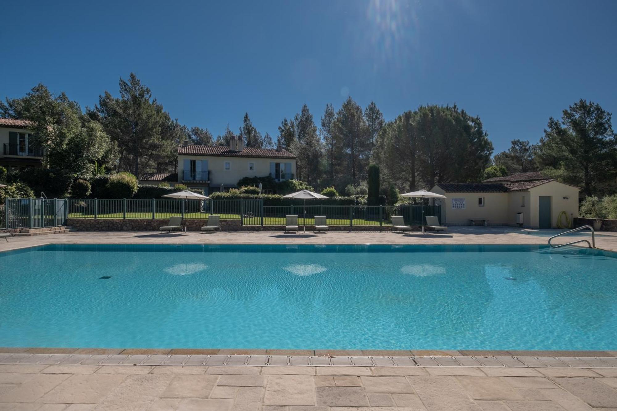 Les Appartements Et Maisons Du Domaine De Saint Endreol Golf & Spa Resort La Motte エクステリア 写真